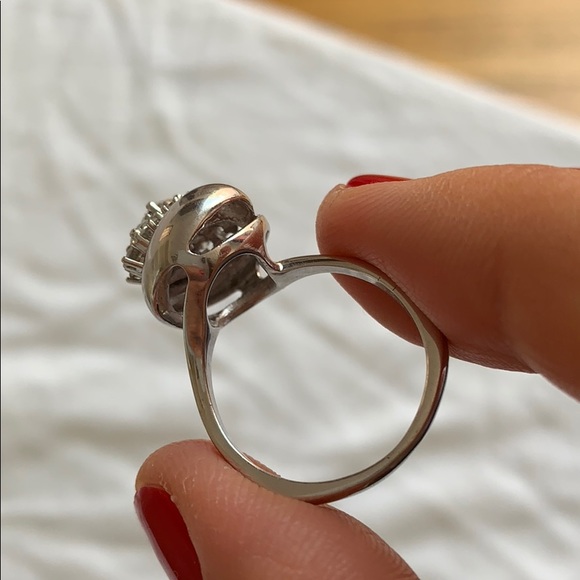 Diamond ring - Picture 6 of 8